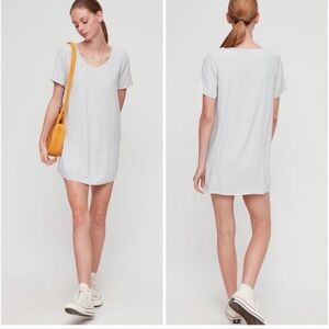 Aritzia Wilfred Free 100% Cotton Tee in Ivory